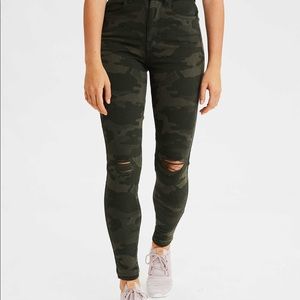 AE HIGHWASTED CAMO JEANS